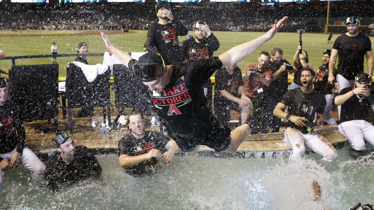 Arizona Diamondbacks on X: Sedona Red to start the #postseason. ❤️   / X