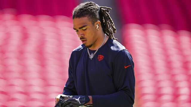 KANSAS CITY, MO - SEPTEMBER 24: Chase Claypool #10 of the Chicago Bears warms up prior to at GEHA Field at Arrowhead Stadium on September 24, 2023 in Kansas City, Missouri.