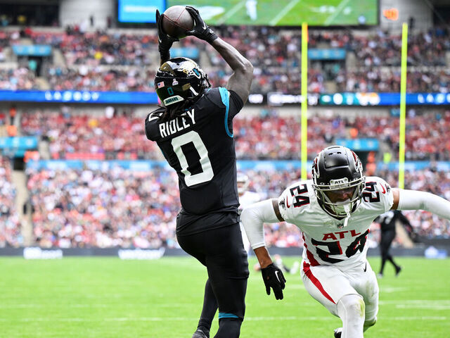 Lawrence, Ridley, and defense help Jaguars beat Falcons in London