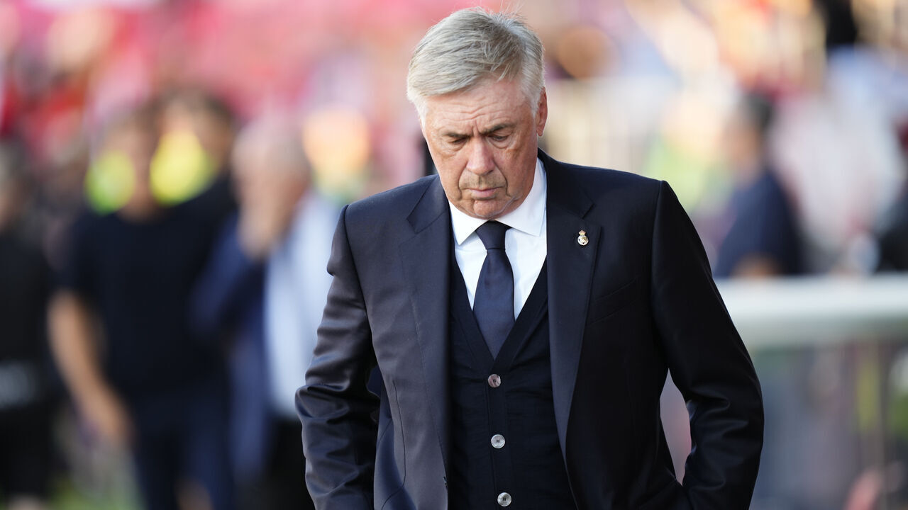 Carlo Ancelotti head coach of Real Madrid during the LaLiga EA Sports match between Girona FC and Real Madrid CF at Montilivi Stadium on September 30, 2023 in Girona, Spain.