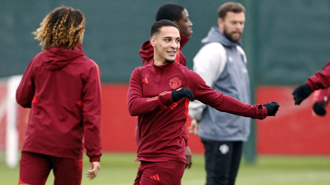 Manchester United's Antony during a training session at the Trafford Training Centre in Carrington, Greater Manchester. Picture date: Monday October 2, 2023.