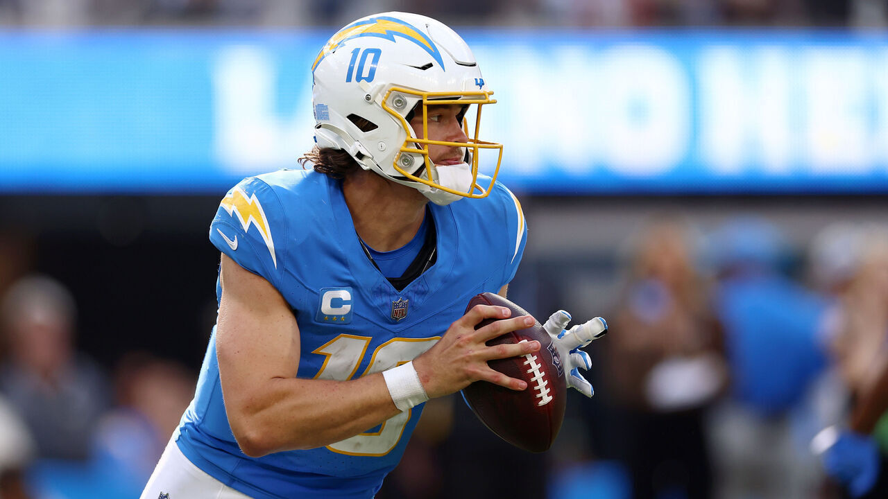 INGLEWOOD, CALIFORNIA - OCTOBER 01: Justin Herbert #10 of the Los Angeles Chargers looks to pass the ball during the fourth quarter against the Las Vegas Raiders at SoFi Stadium on October 01, 2023 in Inglewood, California.