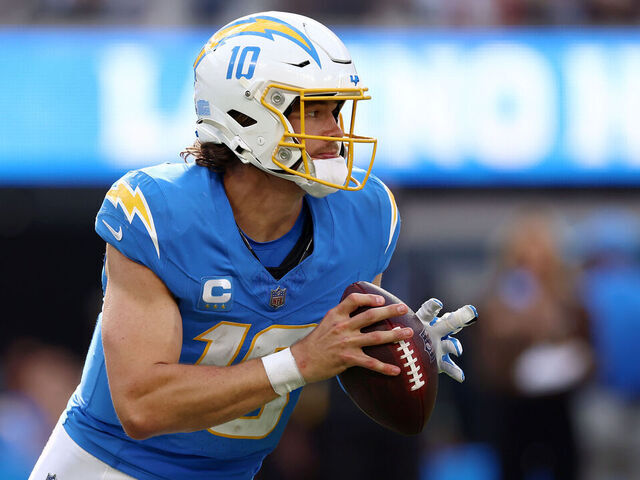 California Football, Retro - Light Blue - Chargers - T-Shirt