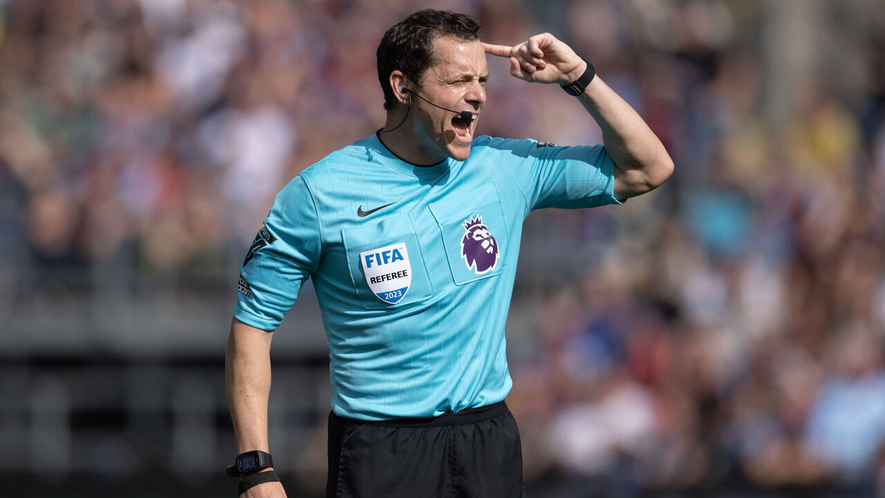 BURNLEY, ENGLAND - SEPTEMBER 2: Referee Darren England during the Premier League match between Burnley FC and Tottenham Hotspur at Turf Moor on September 2, 2023 in Burnley, England.