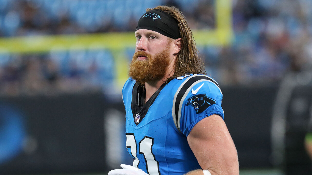 Hayden Hurst: I plan to be Panthers QB's 'best friend'