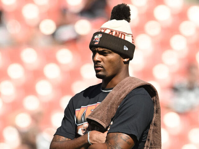 Browns' Stefanski: Watson was medically cleared, chose to sit