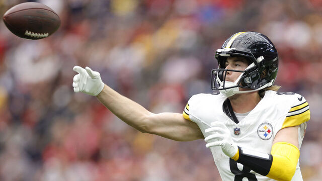 HOUSTON, TEXAS - OCTOBER 01: Kenny Pickett #8 of the Pittsburgh Steelers attempts a pass against the Houston Texans during the third quarter at NRG Stadium on October 01, 2023 in Houston, Texas.