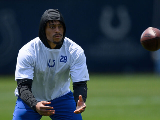 Colts rookie QB Anthony Richardson, star RB Jonathan Taylor