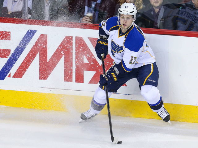 Report: Blues' Sobotka staying in KHL
