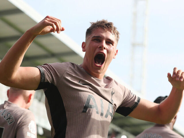 LUTON, ENGLAND - OCTOBER 07: Micky van de Ven of Tottenham Hotspur celebrates after scoring the team's first goal during the Premier League match between Luton Town and Tottenham Hotspur at Kenilworth Road on October 07, 2023 in Luton, England.
