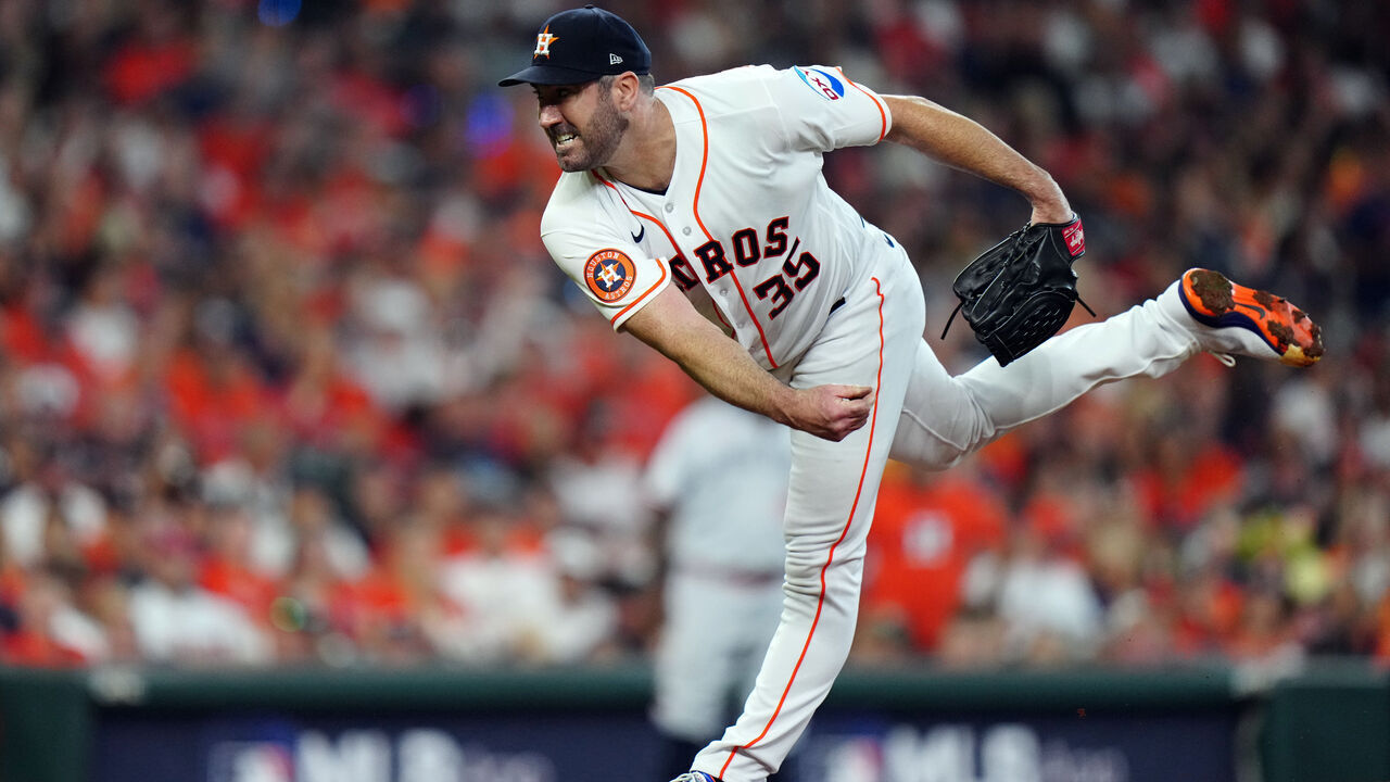 HOUSTON, TX - OCTOBER 07: Justin Verlander #35 of the Houston Astros pitches during Game 1 of the Division Series between the Minnesota Twins and the Houston Astros at Minute Maid Park on Saturday, October 7, 2023 in Houston, Texas.