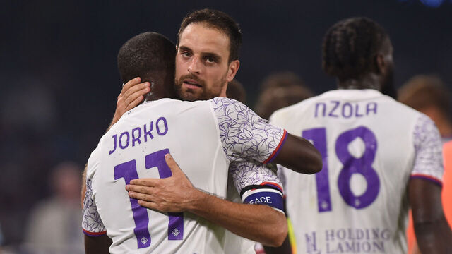 Giacomo Bonaventura of ACF Fiorentina celebrates after scoring during the Serie A TIM match between SSC Napoli and ACF Fiorentina at Stadio Diego Armando Maradona Naples Italy on 8 October 2023.