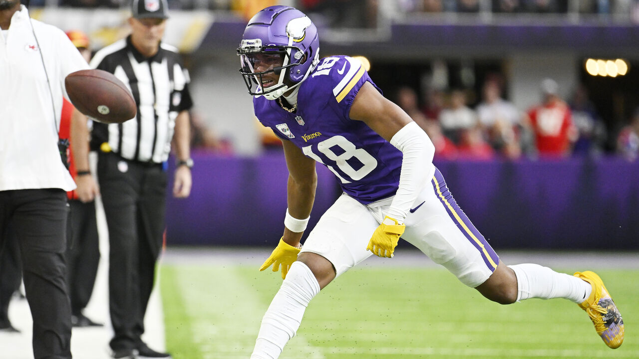 Minnesota Vikings wide receiver Justin Jefferson's fourth catch of