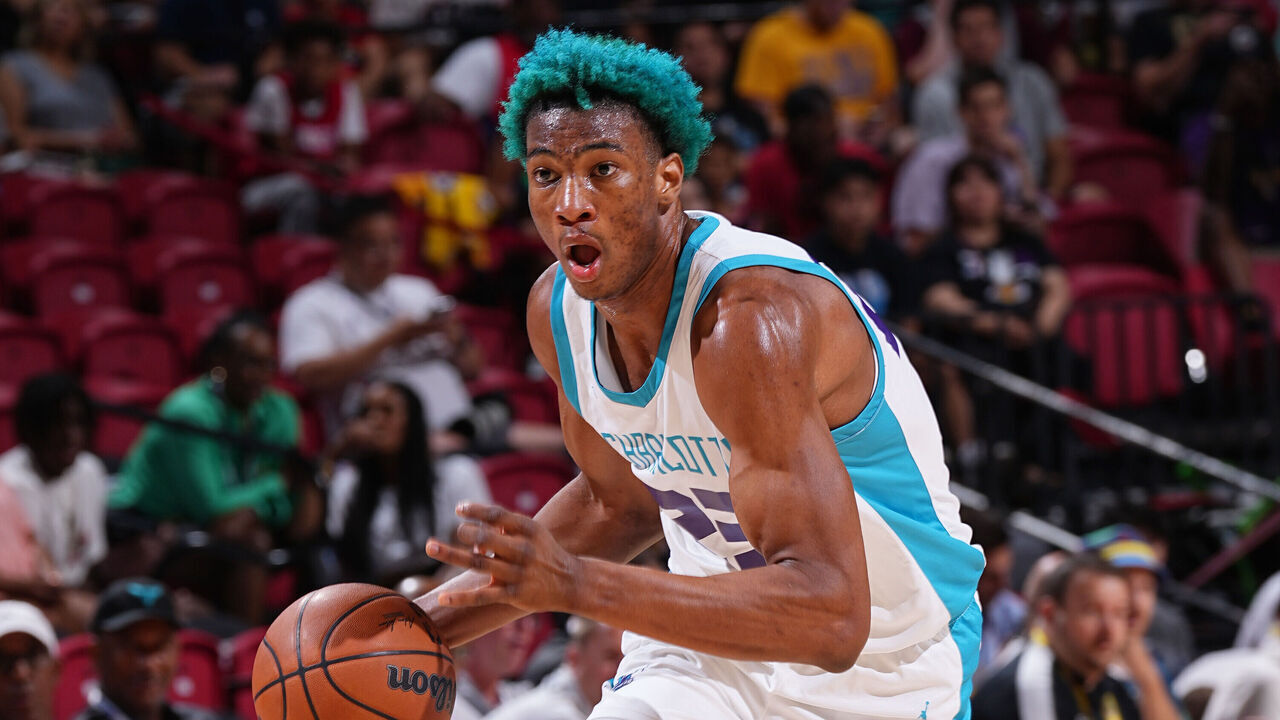 LAS VEGAS, NV - JULY 9: Kai Jones #23 of of the Charlotte Hornets dribbles the ball during the game against the Los Angeles Lakers during the 2023 NBA Las Vegas Summer League on July 9, 2023 at the Thomas & Mack Center in Las Vegas, Nevada. Mandatory Copyright Notice: Copyright 2023 NBAE