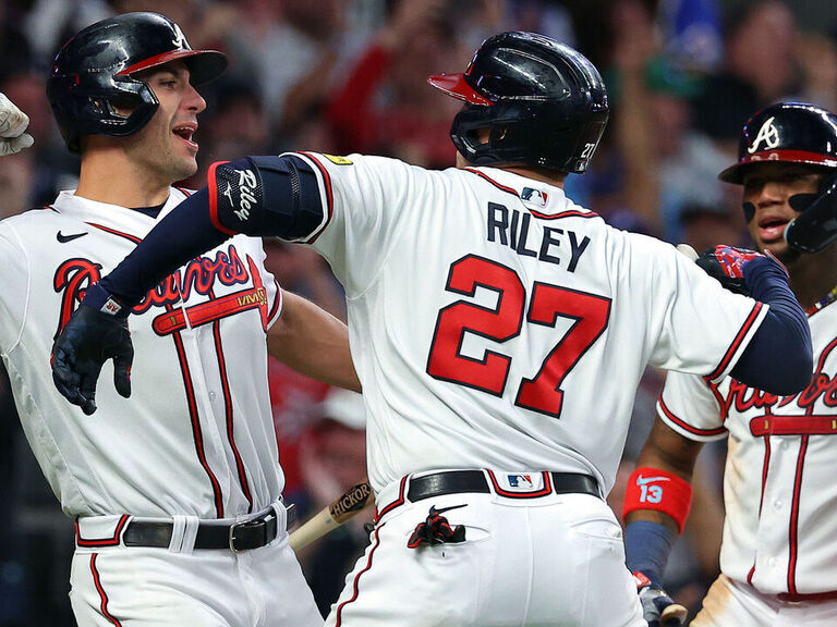 Maxwell Riley Harris Riley, Harris help Braves rally past Phillies to take Game 2 | theScore.com