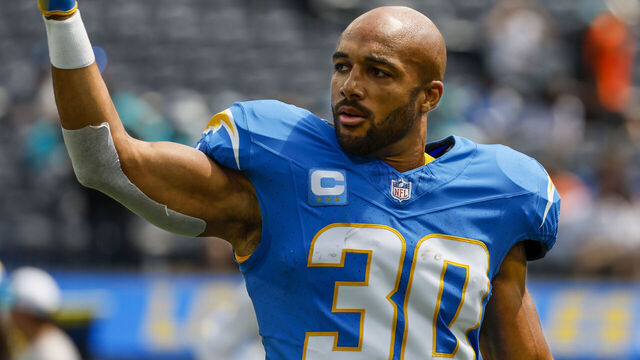 Inglewood, CA, Sunday, Sept. 10, 2023 - Los Angeles Chargers running back Austin Ekeler (30) calls teammates to the sideline before a game against the Miami Dolphins at SoFi Stadium. (Robert Gauthier/Los Angeles Times via Getty Images)