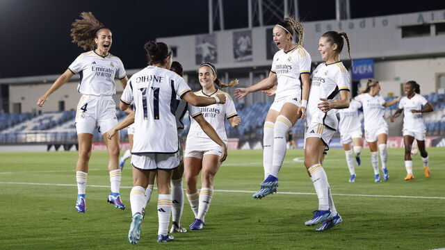 MADRID, SPAIN - OCTOBER 11: Real Madrid squad in action during the Real Madrid v Valerenga: UEFA Women's Champions League, Round 2 at Estadio Alfredo Di Stefano on October 11, 2023 in Madrid, Spain.