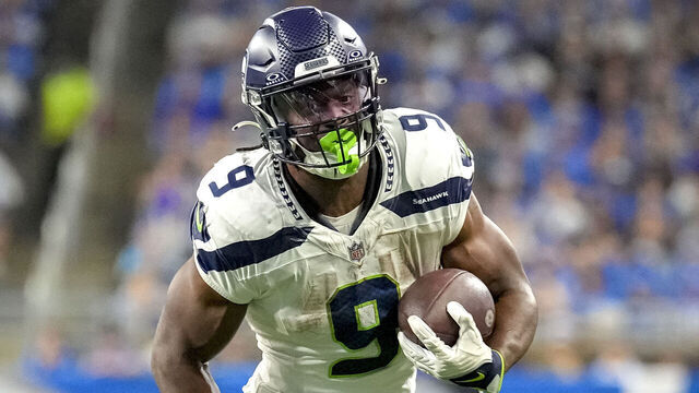 DETROIT, MICHIGAN - SEPTEMBER 17: Kenneth Walker III #9 of the Seattle Seahawks runs in action against the Detroit Lions at Ford Field on September 17, 2023 in Detroit, Michigan.
