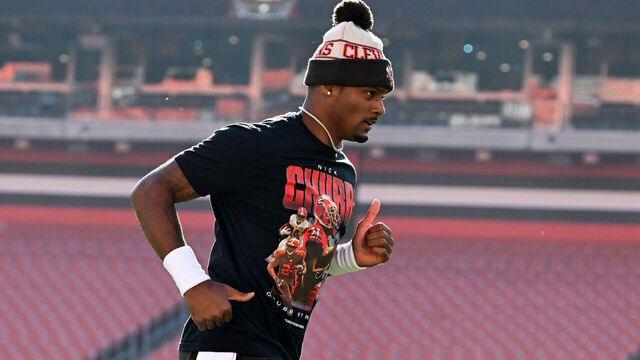 CLEVELAND, OHIO - OCTOBER 01: Deshaun Watson #4 of the Cleveland Browns warms up prior to a game against the Baltimore Ravens at Cleveland Browns Stadium on October 01, 2023 in Cleveland, Ohio.