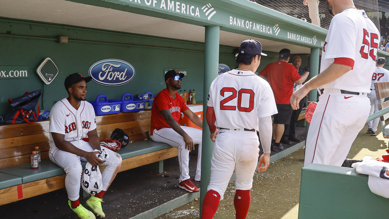 Bench players shine as Phillies top Orioles to take series between