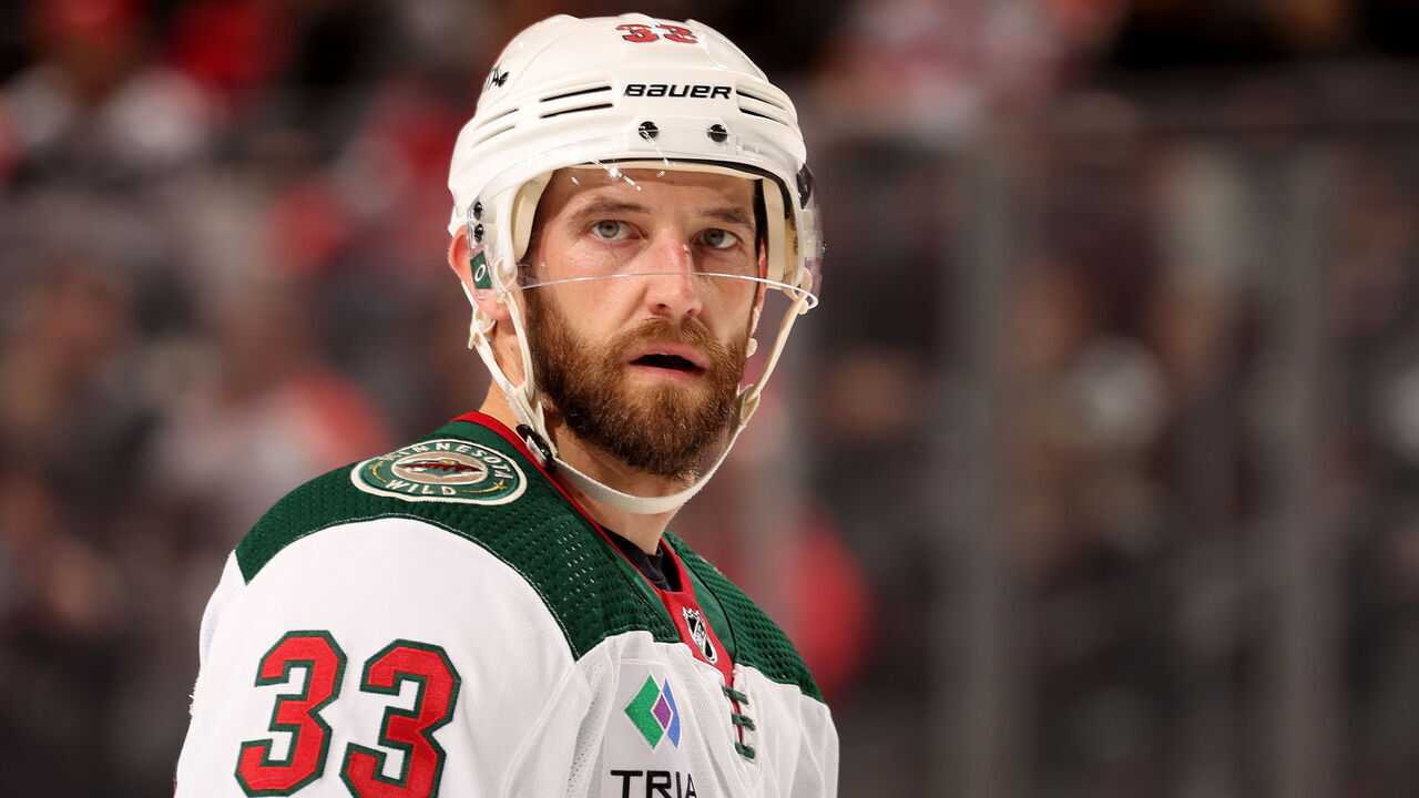 NEWARK, NEW JERSEY - MARCH 21: Alex Goligoski #33 of the Minnesota Wild looks on during the second period against the New Jersey Devils at Prudential Center on March 21, 2023 in Newark, New Jersey.