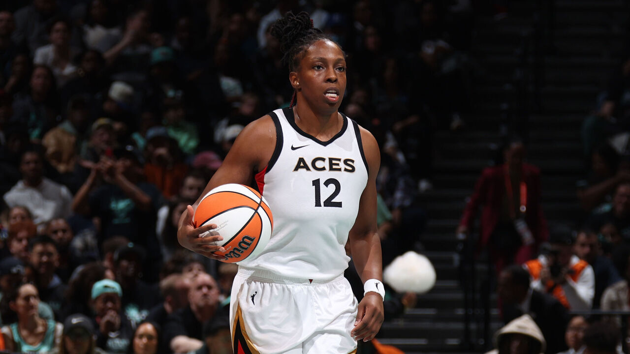 BROOKLYN, NY - OCTOBER 15: Chelsea Gray #12 of the Las Vegas Aces dribbles the ball during Game 3 of the 2023 WNBA Finals on October 15, 2023 at Barclays Center in Brooklyn, New York. Mandatory Copyright Notice: Copyright 2023 NBAE