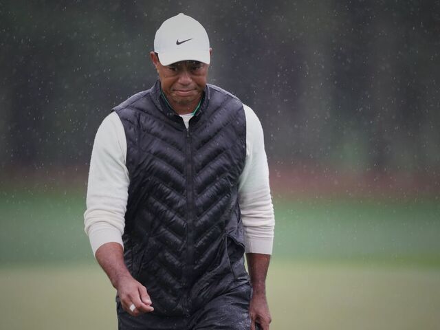 Woods leaves opening in Hero World Challenge field with his status