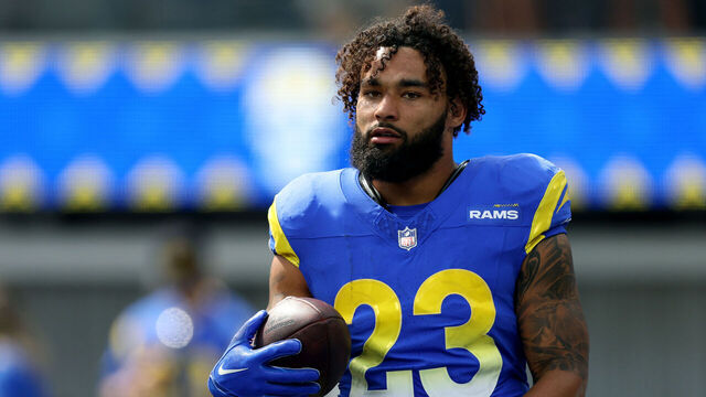 INGLEWOOD, CALIFORNIA - OCTOBER 15: Kyren Williams #23 of the Los Angeles Rams during warm up before the game against the Arizona Cardinals at SoFi Stadium on October 15, 2023 in Inglewood, California.