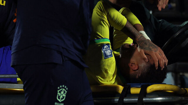 Brazil's forward Neymar leaves the field after an injury during the 2026 FIFA World Cup South American qualification football match between Uruguay and Brazil at the Centenario Stadium in Montevideo on October 17, 2023.