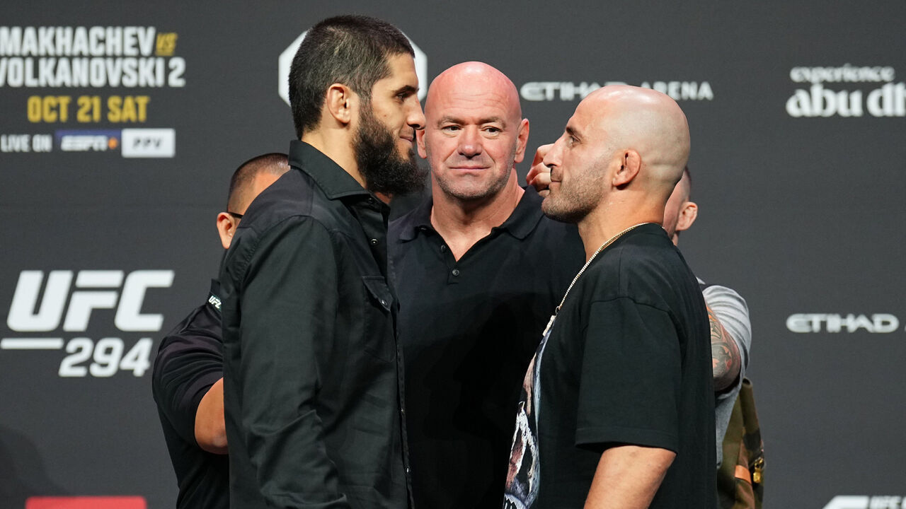 ABU DHABI, UNITED ARAB EMIRATES - OCTOBER 19: (L-R) Opponents Islam Makhachev of Russia and Alexander Volkanovski of Australia face off during the UFC 294 press conference at Etihad Arena on October 19, 2023 in Abu Dhabi, United Arab Emirates.