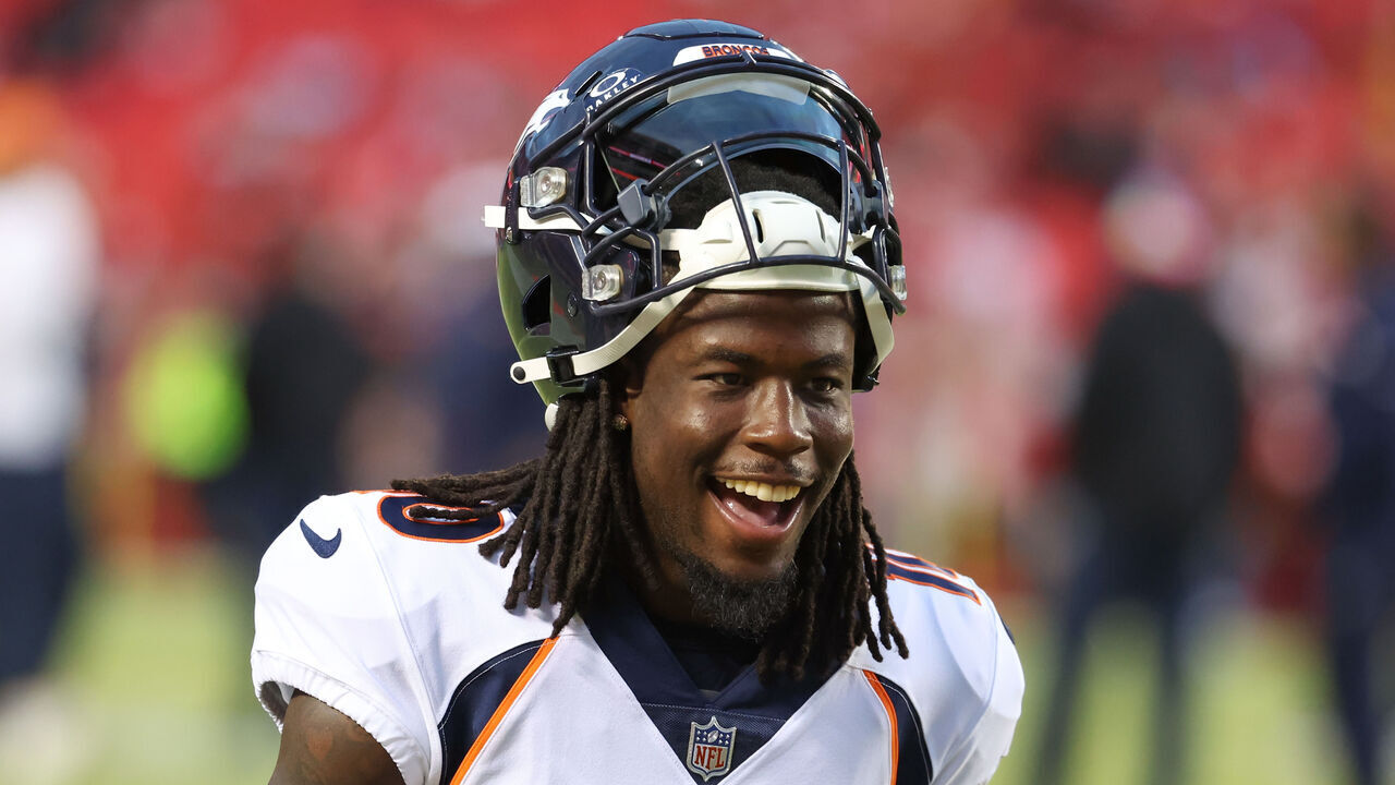 KANSAS CITY, MO - OCTOBER 12: Denver Broncos wide receiver Jerry Jeudy (10) smiles before an AFC West matchup between the Denver Broncos and Kansas City Chiefs on Oct 12, 2023 at GEHA Field at Arrowhead Stadium in Kansas City, MO.