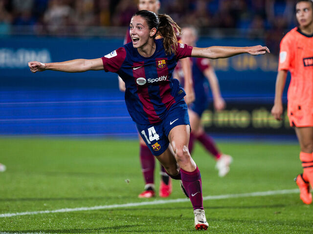 BARCELONA, SPAIN - OCTOBER 05: Aitana Bonmati of Fc Barcelona Femenino celebrates a goal during the Spanish league, Liga F, football match played between Fc Barcelona and Valencia FC at Johan Cruyff Stadium on October 05, 2023 in Barcelona, Spain.