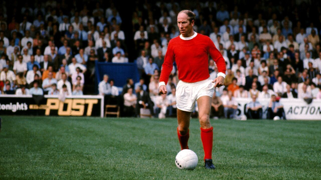 Bobby Charlton, Manchester United
