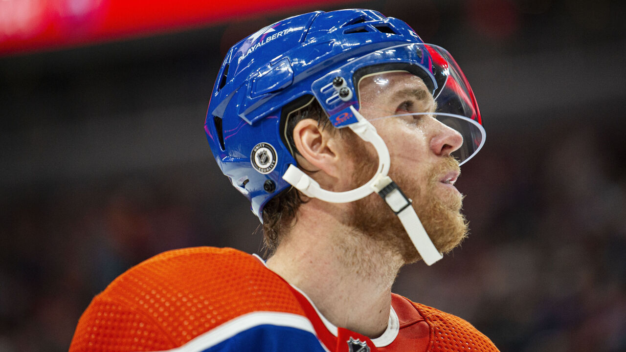 EDMONTON, ALBERTA - OCTOBER 21: Connor McDavid #97 of the Edmonton Oilers looks on during the third period against the Winnipeg Jets at Rogers Place on October 21, 2023 in Edmonton, Alberta, Canada