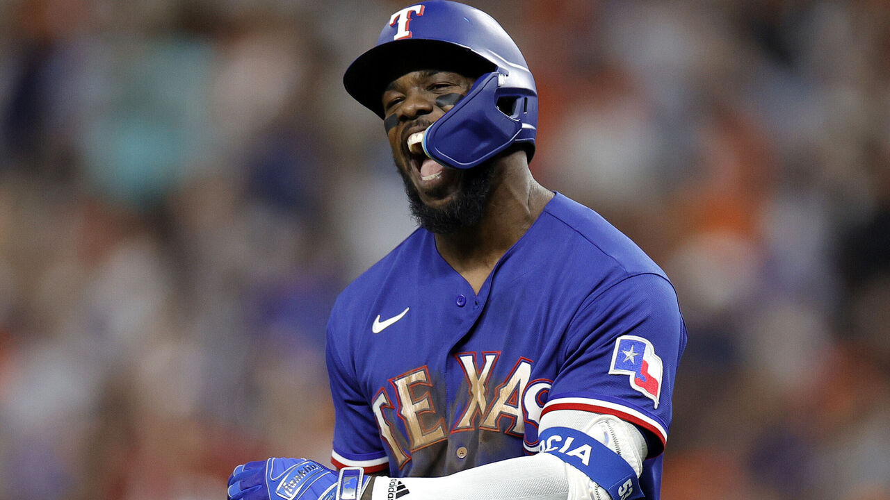 Astros vs. Rangers: Benches clear after Texas OF Adolis Garcia