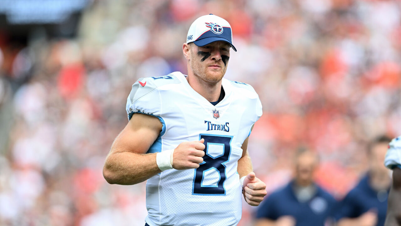 CLEVELAND, OHIO - SEPTEMBER 24: Will Levis #8 of the Tennessee Titans runs off the field at halftime against the Cleveland Browns at Cleveland Browns Stadium on September 24, 2023 in Cleveland, Ohio.