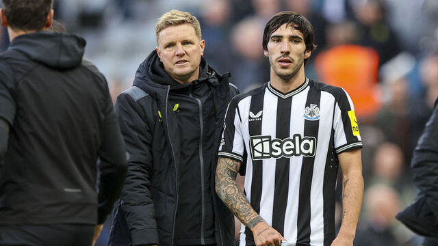 NEWCASTLE UPON TYNE, ENGLAND - OCTOBER 21: Newcastle United manager Eddie Howe hugs Sandro Tonali after the Premier League match between Newcastle United and Crystal Palace at St. James Park on October 21, 2023 in Newcastle upon Tyne, England.