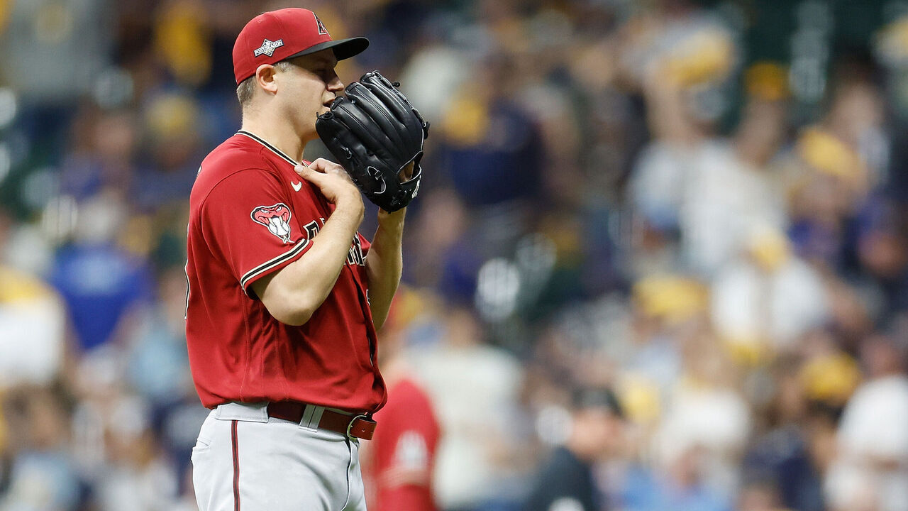 MILWAUKEE, WISCONSIN - OCTOBER 03: Paul Sewald #38 of the Arizona Diamondbacks steps to the mound against the Milwaukee Brewers during Game One of the Wild Card Series at American Family Field on October 03, 2023 in Milwaukee, Wisconsin.