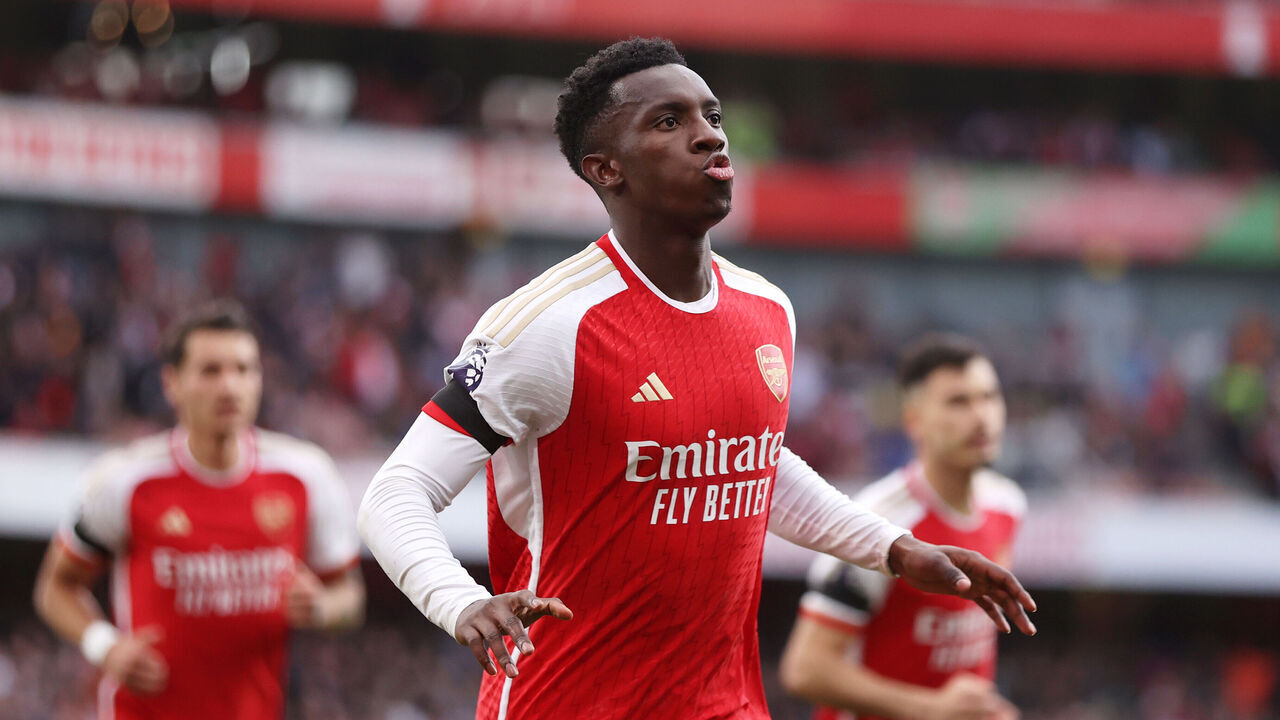 LONDON, ENGLAND - OCTOBER 28: Eddie Nketiah of Arsenal celebrates after scoring the team's second goal during the Premier League match between Arsenal FC and Sheffield United at Emirates Stadium on October 28, 2023 in London, England.