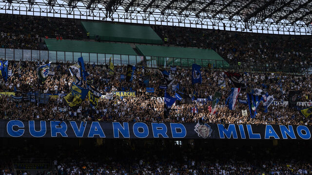 STADIO GIUSEPPE MEAZZA, MILAN, ITALY - 2023/09/03: Fans of FC Internazionale in sector 'Curva Nord' show their support prior to the Serie A football match between FC Internazionale and ACF Fiorentina. FC Internazionale won 4-0 over ACF Fiorentina.