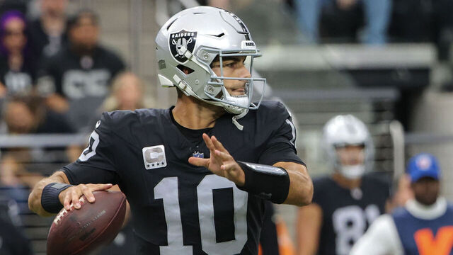 Paradise, NV - October 15: Las Vegas Raiders QB Jimmy Garoppolo throws a first quarter pass. The Raiders beat the New England Patriots, 21-17.