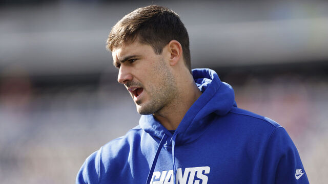 EAST RUTHERFORD, NEW JERSEY - OCTOBER 22: Daniel Jones #8 of the New York Giants looks on before the game against the Washington Commanders at MetLife Stadium on October 22, 2023 in East Rutherford, New Jersey.