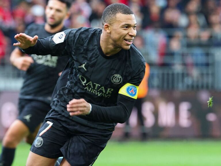 Mbappe comes off the bench to help PSG beat Nantes - Vimarsana News