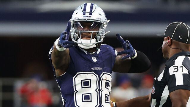ARLINGTON, TEXAS - OCTOBER 29: CeeDee Lamb #88 of the Dallas Cowboys gestures after a first down in the first quarter of a game against the Los Angeles Rams at AT&T Stadium on October 29, 2023 in Arlington, Texas.