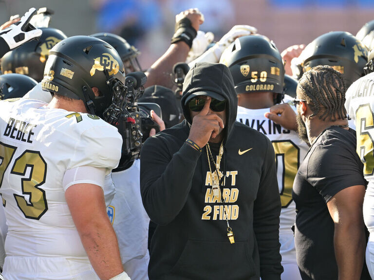Colorado players say jewelry stolen from locker room during UCLA game