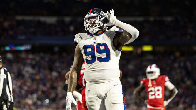 ORCHARD PARK, NEW YORK - OCTOBER 15: Leonard Williams #99 of the New York Giants reacts during the game against the Buffalo Bills at Highmark Stadium on October 15, 2023 in Orchard Park, New York. The Bills beat the Giants 14-9.