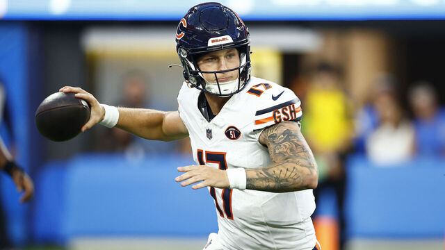 INGLEWOOD, CALIFORNIA - OCTOBER 29: Tyson Bagent #17 of the Chicago Bears at SoFi Stadium on October 29, 2023 in Inglewood, California.