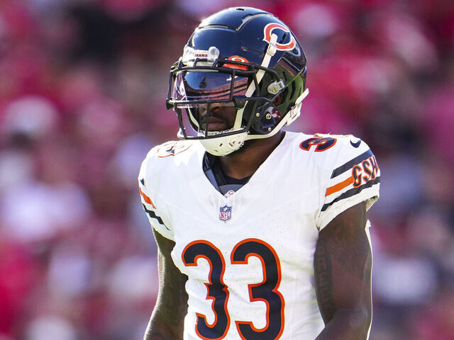 Report: Bears grant Jaylon Johnson permission to seek trade | theScore.com