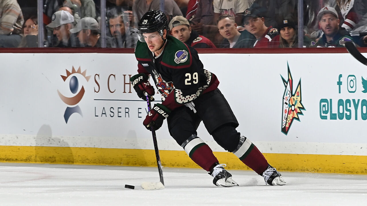 TEMPE, ARIZONA - OCTOBER 27: Barrett Hayton #29 of the Arizona Coyotes skates with the puck against the Los Angeles Kings at Mullett Arena on October 27, 2023 in Tempe, Arizona.