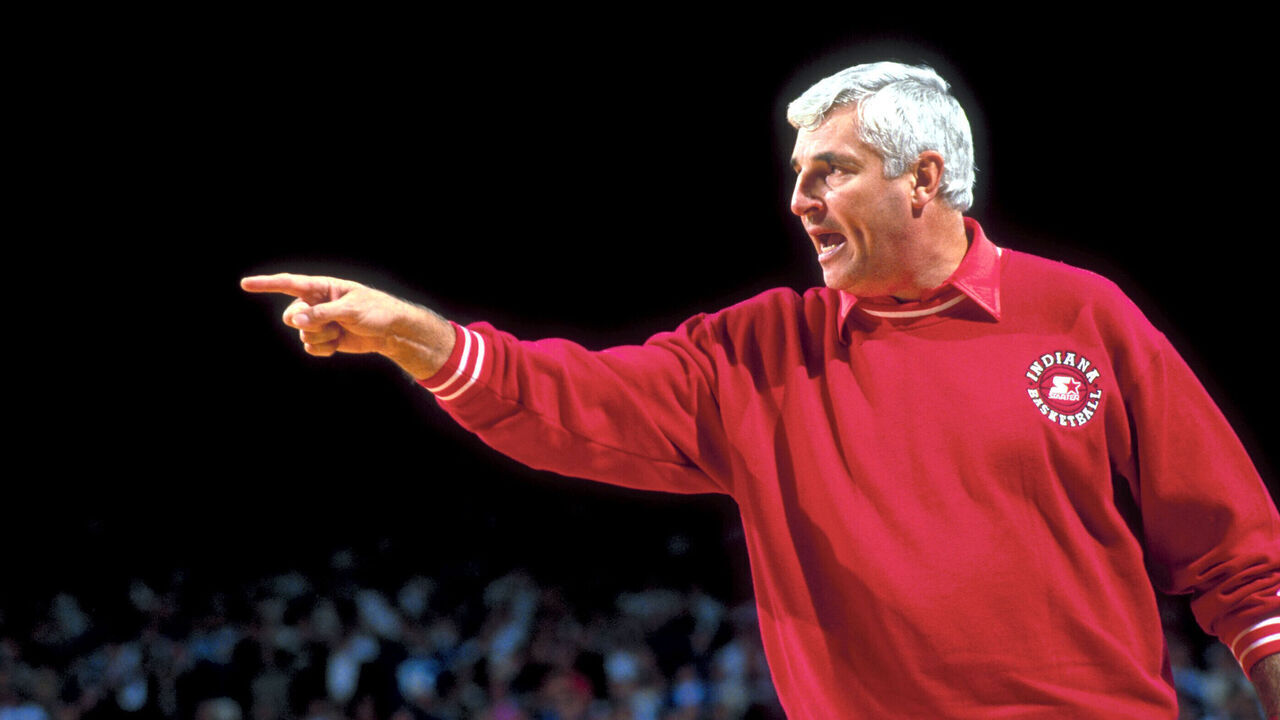 College Basketball: Indiana coach Bobby Knight yelling and pointing during game vs Kentucky at Freedom Hall. Louisville, KY 12/7/1994 CREDIT: John Biever (Set Number: X47514 )
